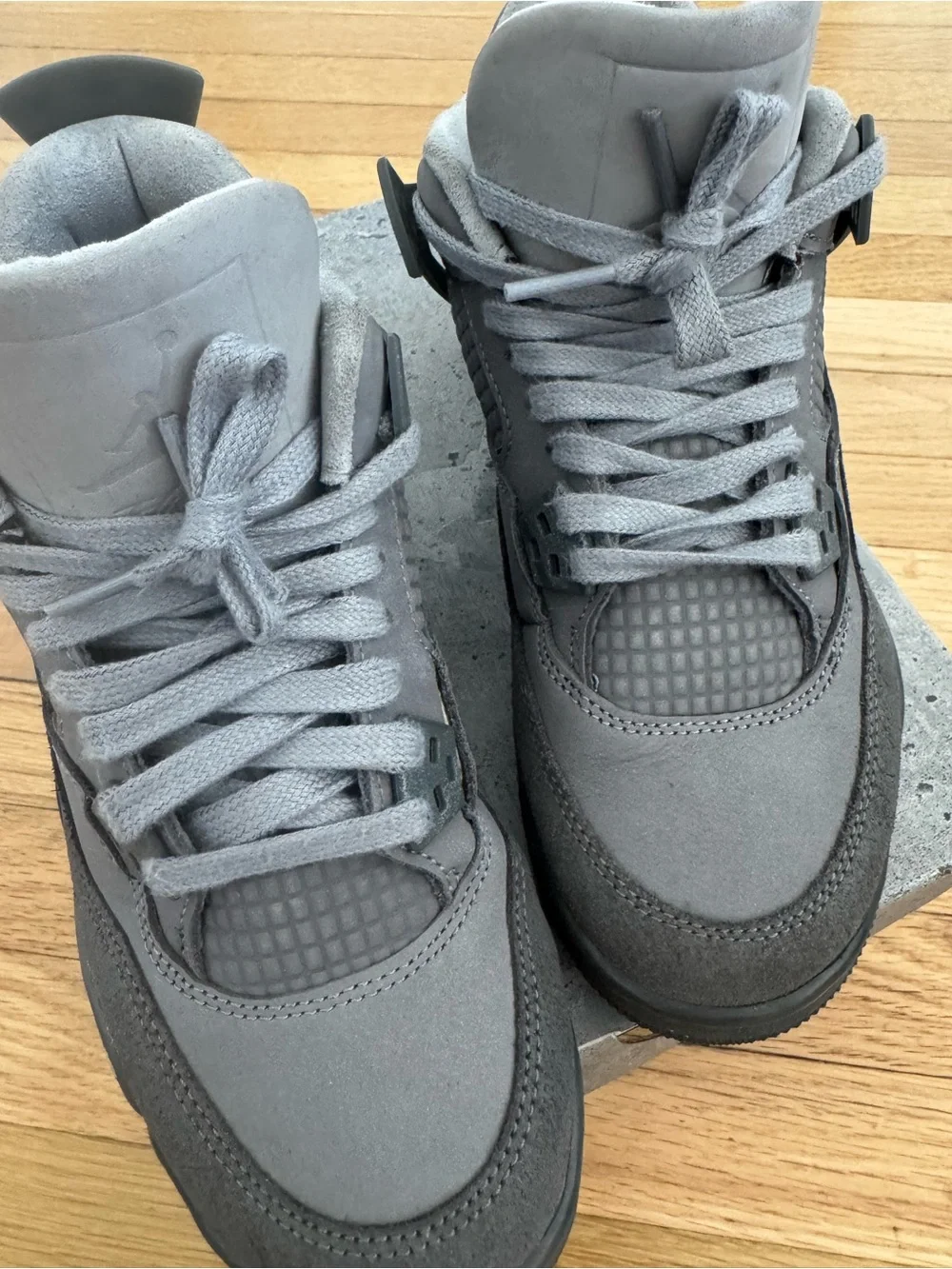 Air Jordan 4 Retro SE (GS) Smoke Grey/Iron Grey Youth Boys Size 5 Sneakers